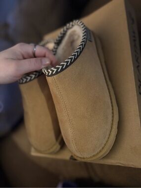 Bearpaw Suede Tabitha w6